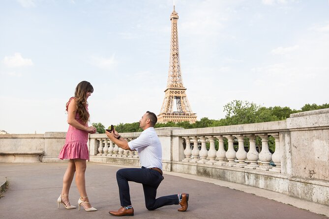 1-hour Photoshoot at the Eiffel Tower Trocadero Paris - Trocadero stairs, fountains, and gardens
