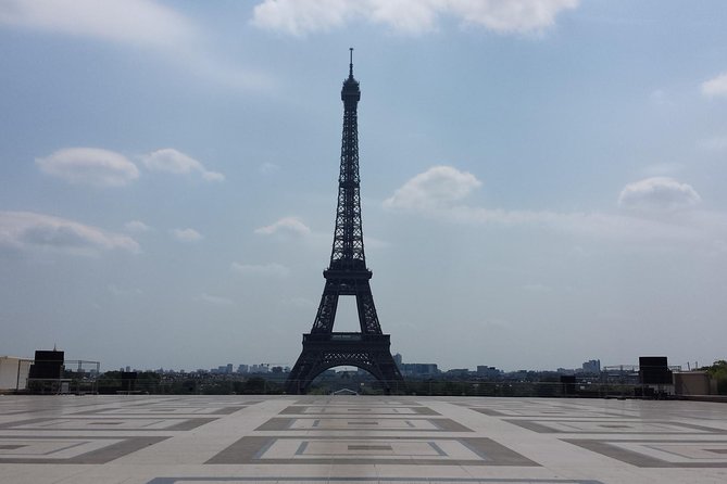 1st Day in Paris Discovery Private Tour: 'How-to' Orientation & Sightseeing Fun! - The real lesson: Metro, bus, and Navigo practice