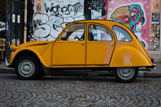 2CV Paris Secret 2H - What the Driver-Guide Adds