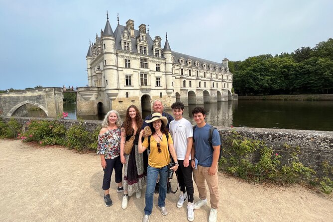 3 Loire Valley Castles and Wine Tasting Private Guided Tour - Leaving Paris at 7:30 a.m.
