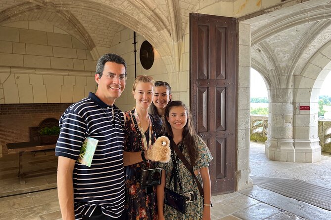 3 Loire Valley Castles and Wine Tasting Private Guided Tour - What the private format really adds