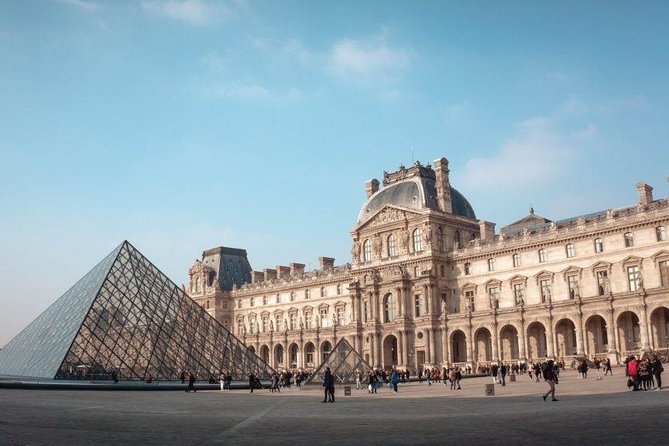 A Private Curated Journey Through the Louvre - Italian Renaissance rooms and the Mona Lisa