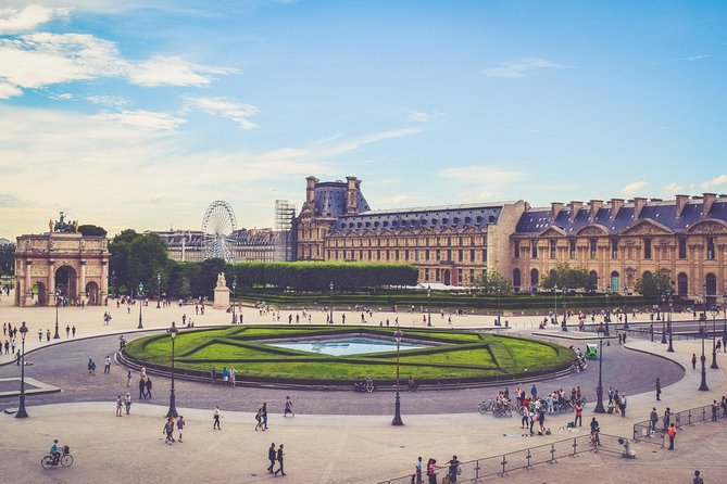 A Private Curated Journey Through the Louvre - Guide quality matters more than the museum ticket