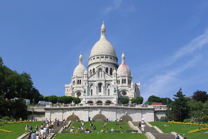 Airport Transfer: Paris Airport CDG to Paris City by Business Car - Who should book this CDG transfer?