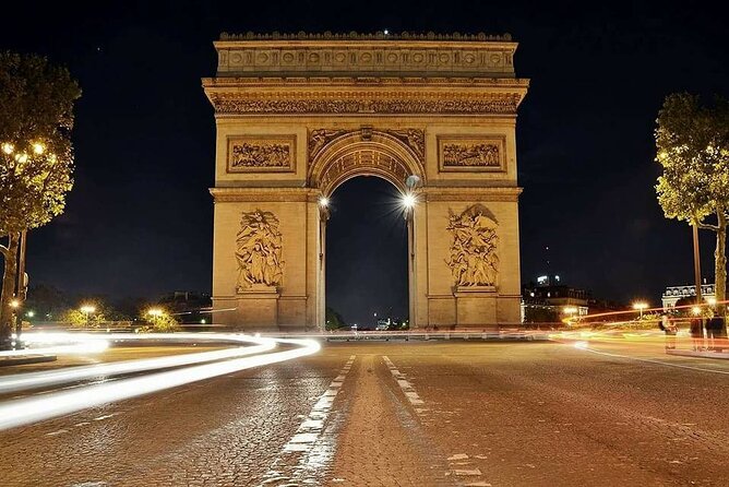Arc de Triomphe Priority Tickets - Optional Private Guide - Reaching the Arc through the underground walkway