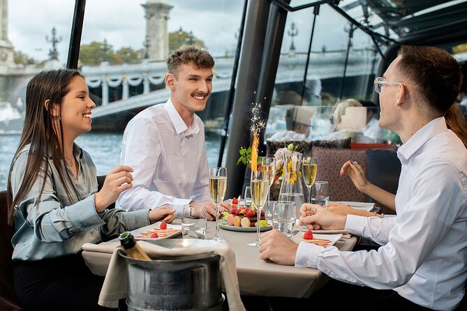 Bateaux Parisiens Seine River Gourmet Lunch & Sightseeing Cruise - What you may eat during the two-hour cruise