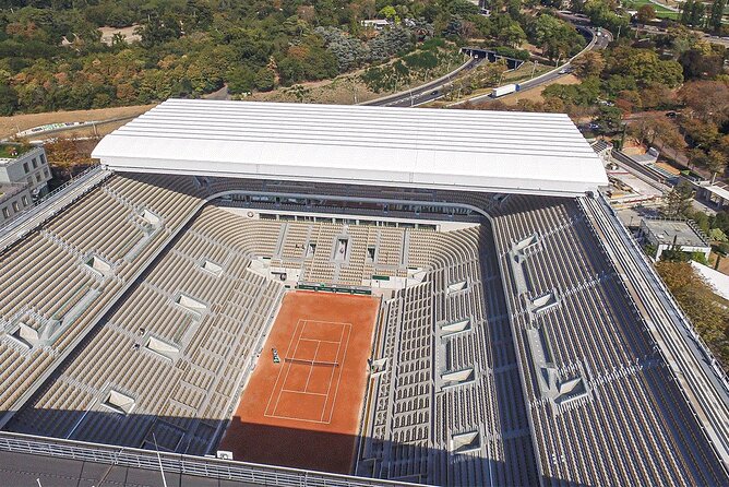 Behind the Scenes of the Roland Garros Stadium - Finding the entrance without losing your start time