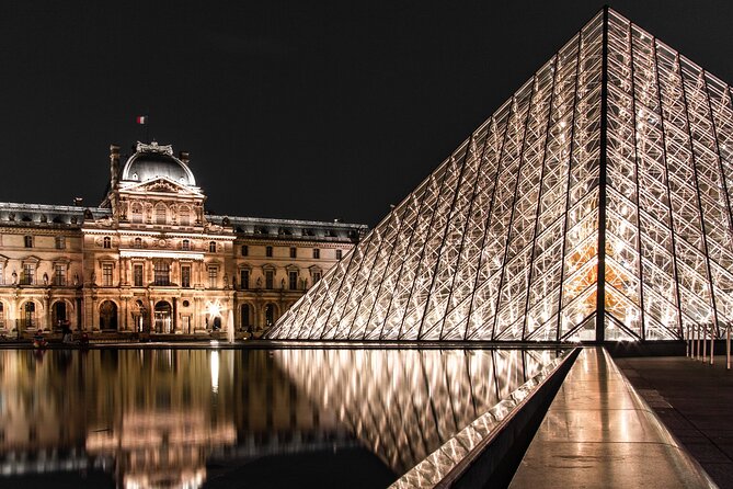 Best Bits of Paris: 40 Favorites Small-Group Walking & Metro Tour - The Louvre without the crowds inside