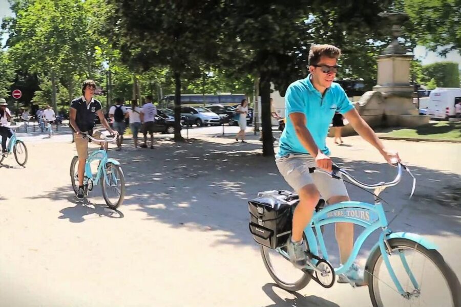 Best of Paris Bike Tour - Why cycling works so well for this Paris route