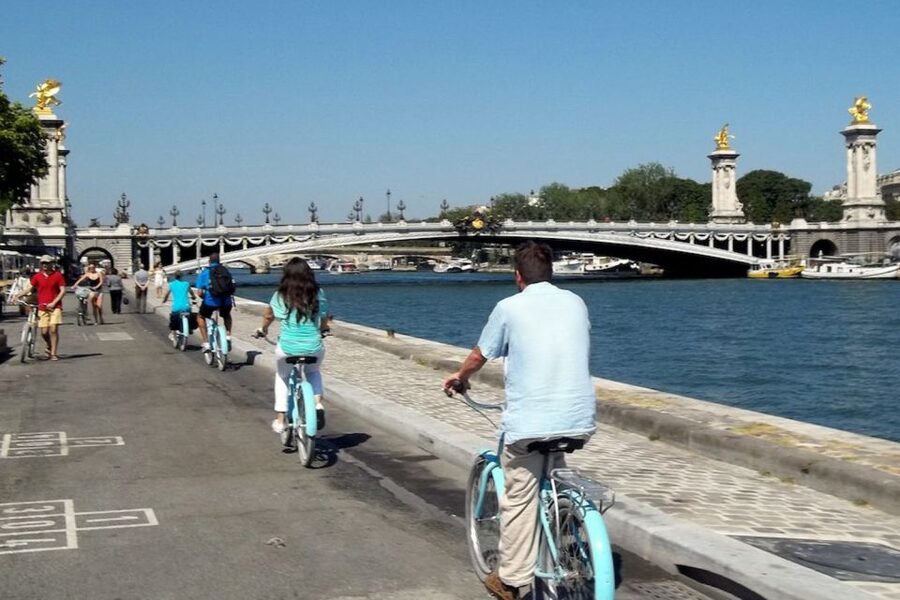 Best of Paris Bike Tour - Eiffel Tower views and the west side of Paris