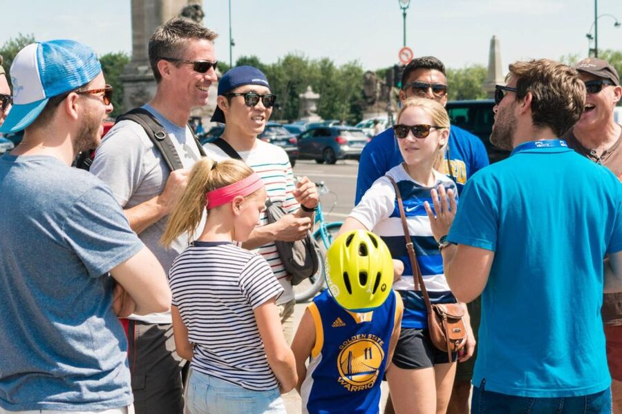 Best of Paris Bike Tour - The Louvre courtyard and the useful time-saving tip