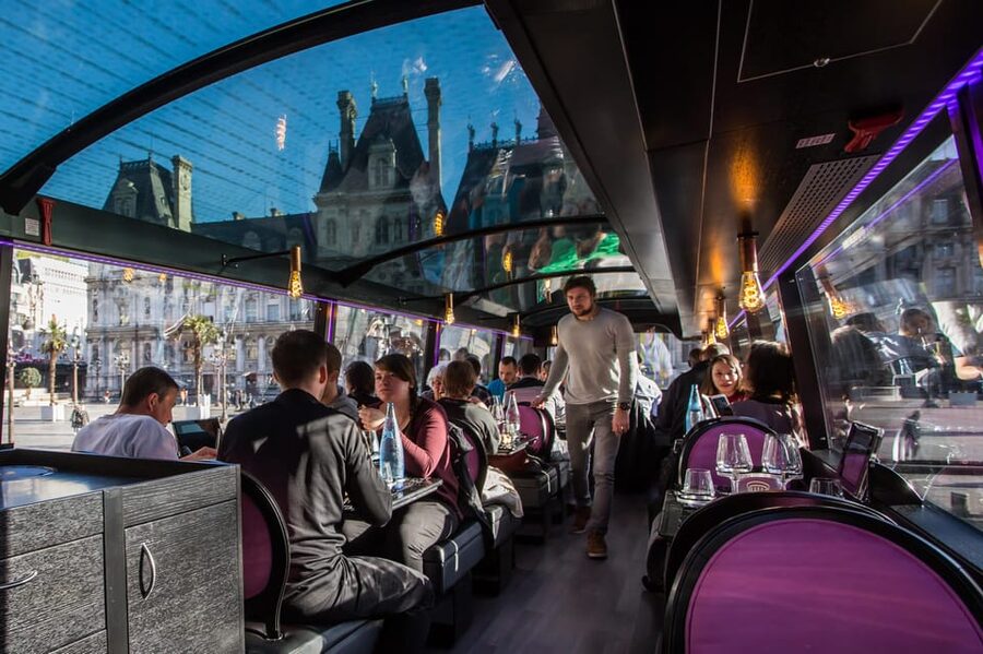 Bus Toqué Champs Elysées Tour w/ 3-Course Dinner & Champagne - Who will get the most from Bus Toqué