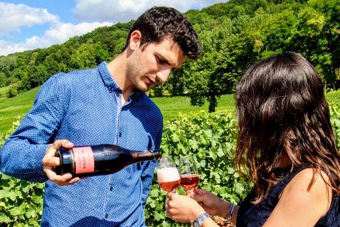 Champagne Day Trip from Paris with 8 Tastings & Lunch - Small details that improve the day