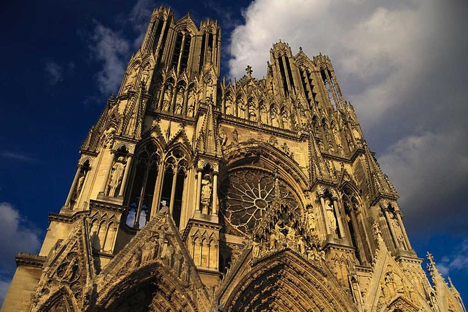 Champagne VIP Day Trip from Paris With Local PRIVATE Wine Expert Guide - The private vehicle, pace, and group size