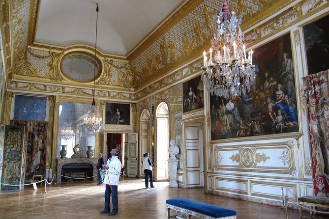 Château of Versailles and Marie Antoinette's Petit Trianon Private Tour - Who should book this private Versailles tour?