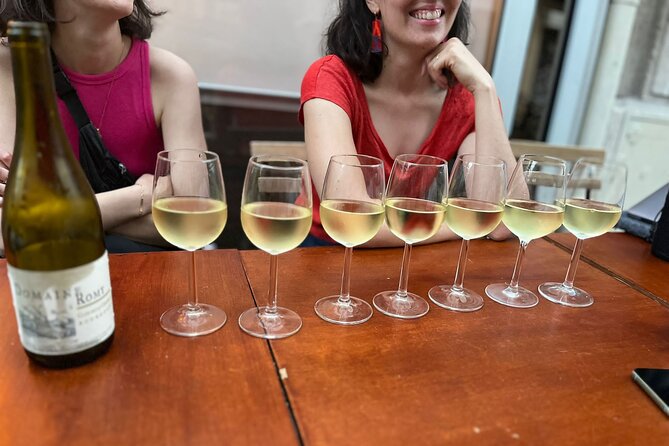 Cheese & Wine Tasting in Montmartre with a Local Cheesemonger - Eight cheeses give the tasting its backbone