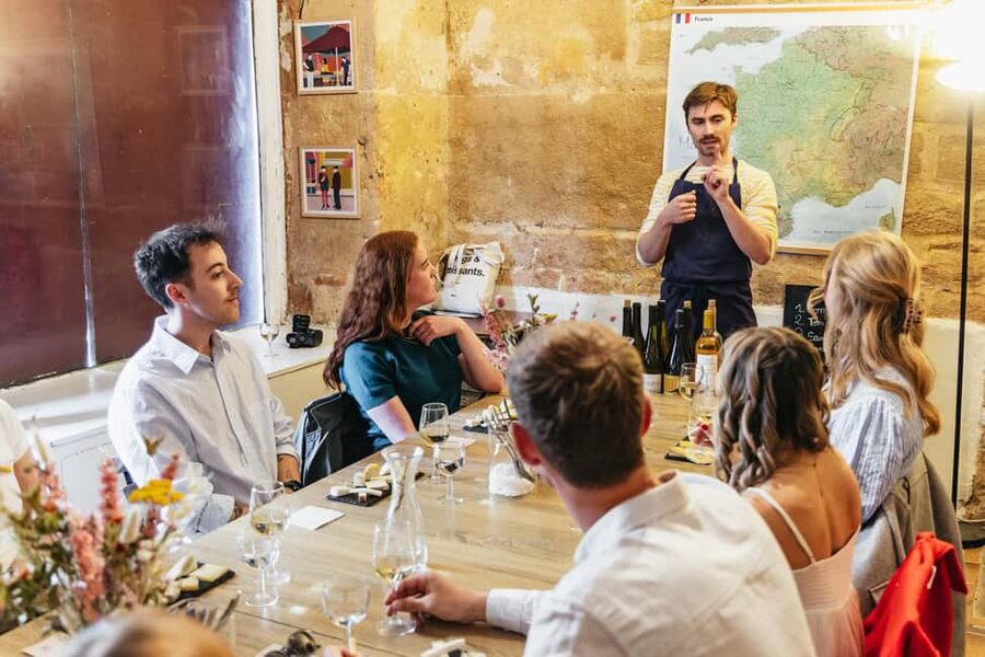 Cheese & Wine Tasting in Montmartre with Local Cheesemonger - What the tasting feels like from first pour to last bite
