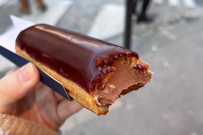 Chocolate and Pastry Walking Tour in Montmartre, Paris - Macarons at Christophe Roussel