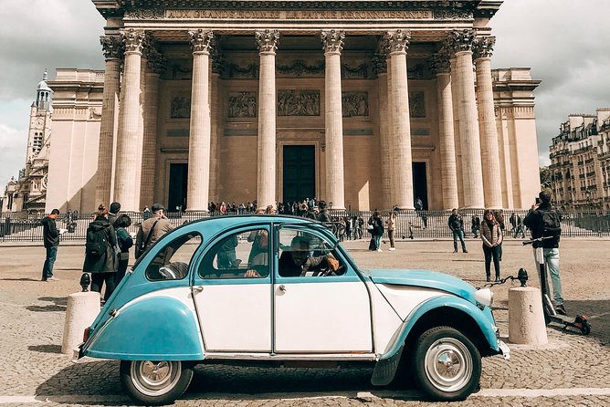 Classic Tour of Paris in 2CV CITROEN - Grand Palais, Petit Palais, and Pont Alexandre III