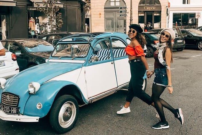 Classic Tour of Paris in 2CV CITROEN - Place de la Concorde, Place Vendôme, and Opéra Garnier