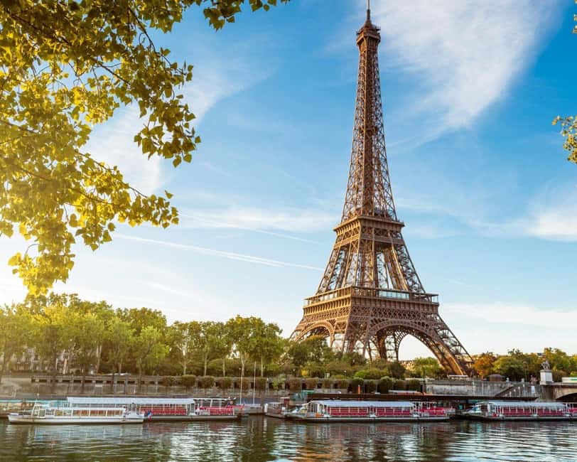 Classical and Monumental Paris Tour along the Seine River - Alma Bridge and a painful modern memory