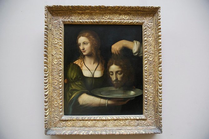 Closing Time at the Louvre: The Mona Lisa at her Most Peaceful - Why closing time changes the Louvre experience