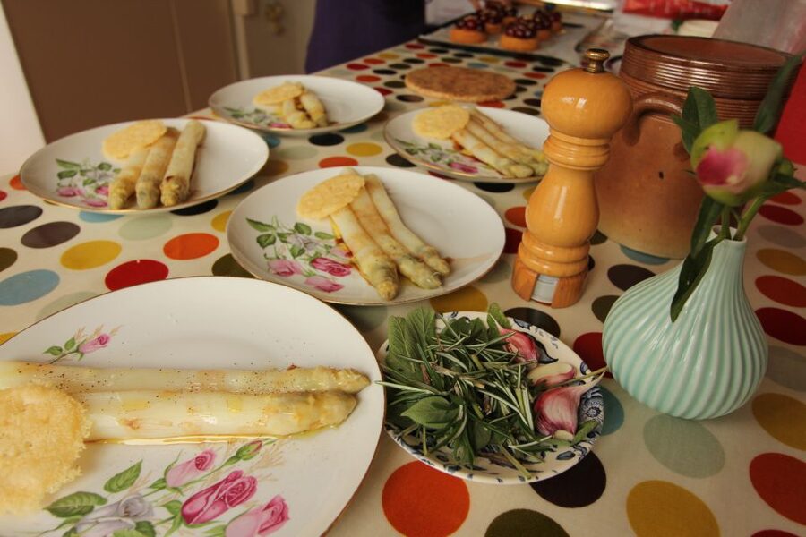 Cooking Class with a Parisian Chef - Dessert, then lunch at the table