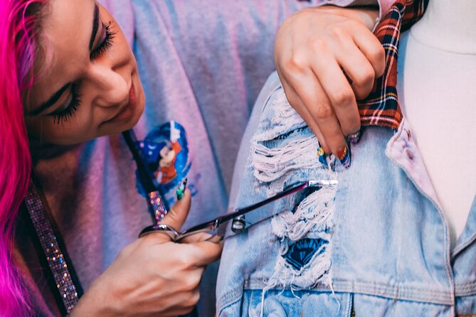 Custom a unique denim jacket with French celebrities’ designer - Key points to know before you book