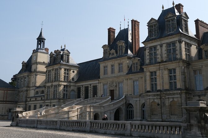 Day Trip to Fontainebleau : Horse Riding, Gastronomy and Castle - Riding old forest paths and carriage trails