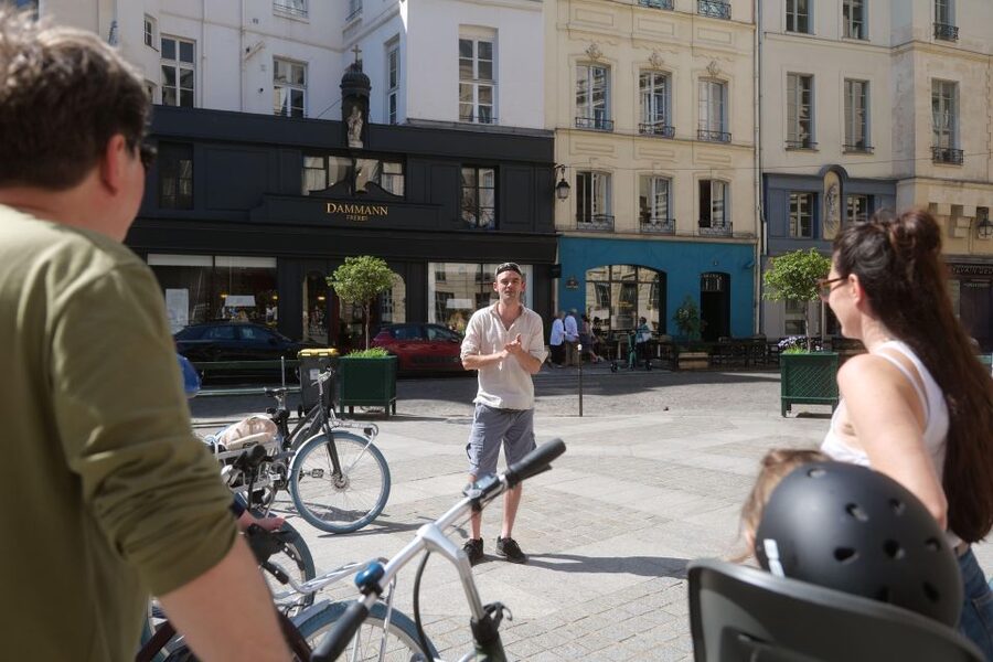 Discover Paris by bike - Why a bicycle works so well in central Paris