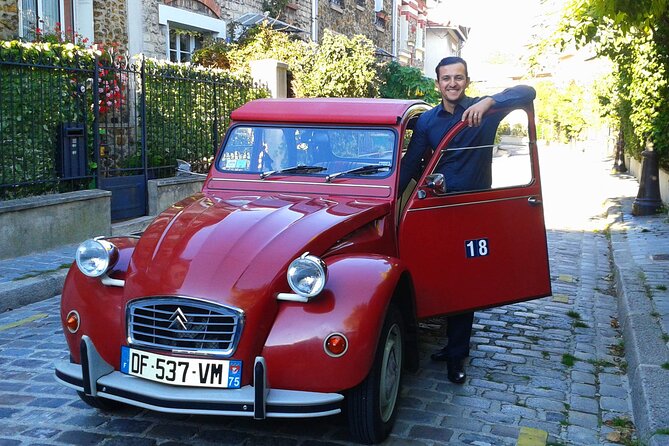 Discover Paris with a Local in his Unique Vintage Car - The Arc de Triomphe and Champs-Elysées