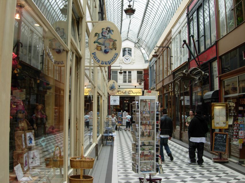 Discover Secret Passages in Paris - Starting at the Louvre Metro Exit
