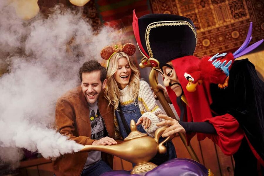 Disneyland® Paris Tickets for Train and Parks - The easiest route from Paris to the Disney gates