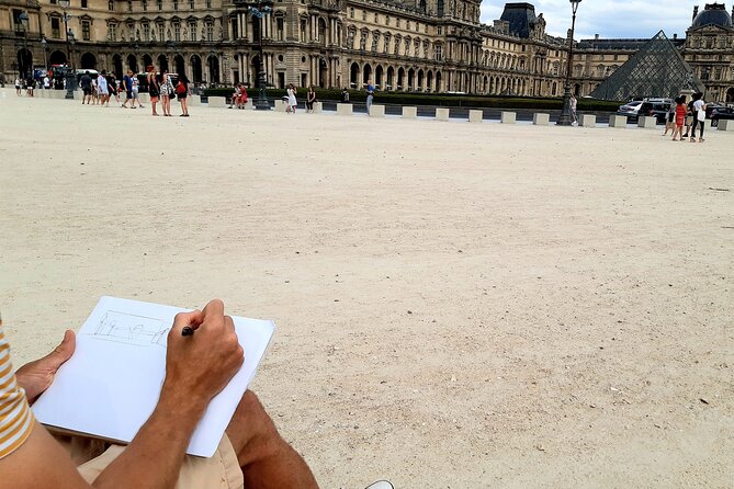 Drawing workshop/creative notebook & cultural walk in the Tuileries - Two hours among the paths and gardens