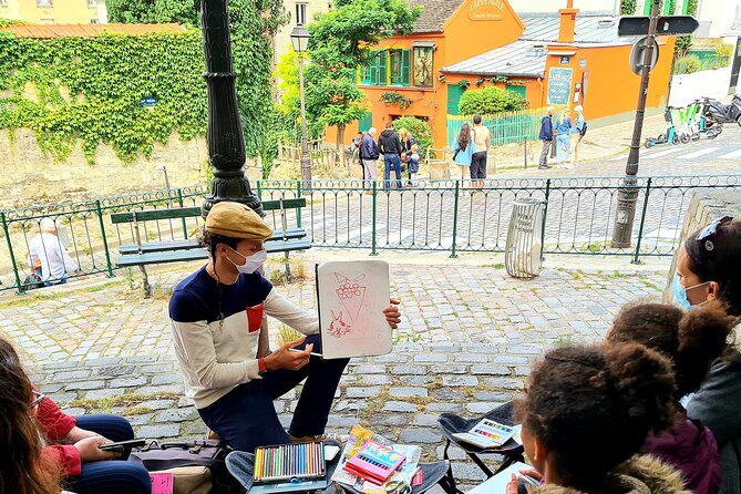 Drawing workshop / creative notebook during an unusual walk in Montmartre - Le Bateau-Lavoir and the artists’ square