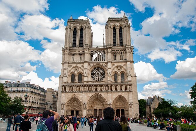 Early Access Paris Notre Dame Cathedral Walking Tour - The Police Prefecture and visible WWII history