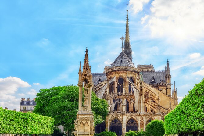 Early Access Paris Notre Dame Cathedral Walking Tour - Sainte-Chapelle and the prison of Marie Antoinette