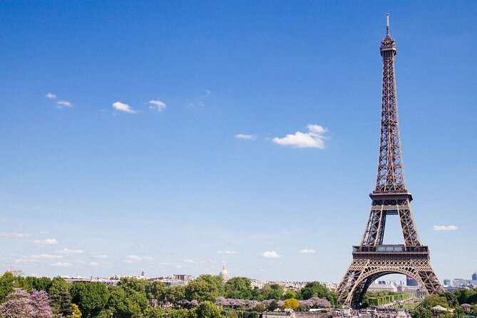 Eiffel Tower Access to Summit with Host - Entering the tower: what skip-the-line really covers