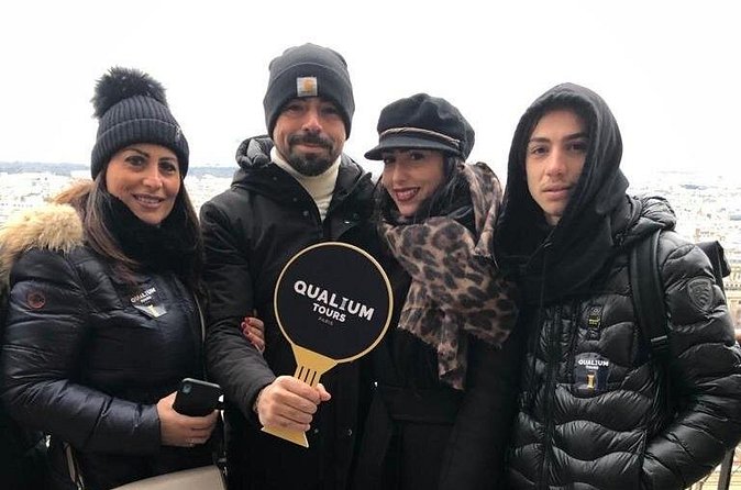 Eiffel Tower Access to Summit with Host - Who should book this summit tour?