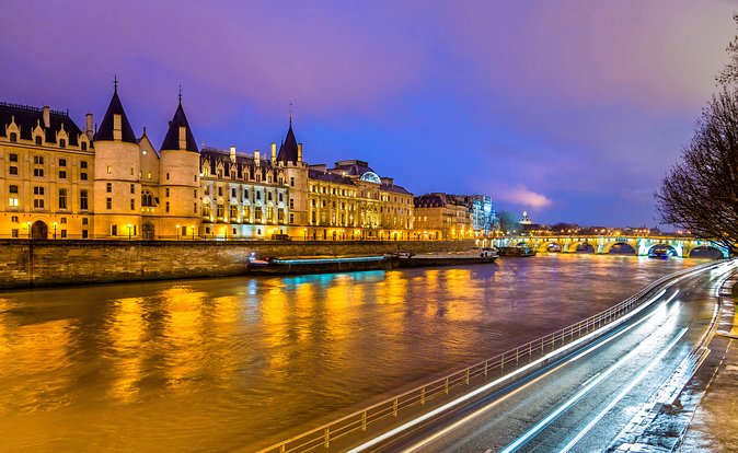Eiffel Tower and City Tour by Bus with Seine River Cruise Option - Evening light, seasonal timing, and photography