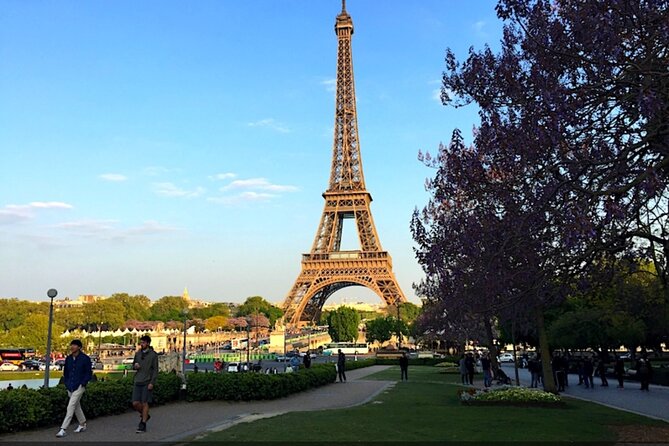 Eiffel Tower Climbing Tour with Summit Access - Who should book this Eiffel Tower climb?