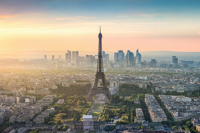 Eiffel Tower Elevator Tour with Optional Summit & Cruise Access - Choosing the summit upgrade