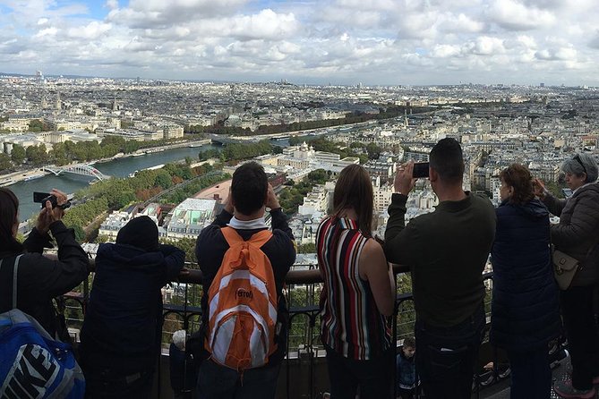 Eiffel Tower Lift Access with Optional Summit and Seine Cruise - What the guides add, and what they do not