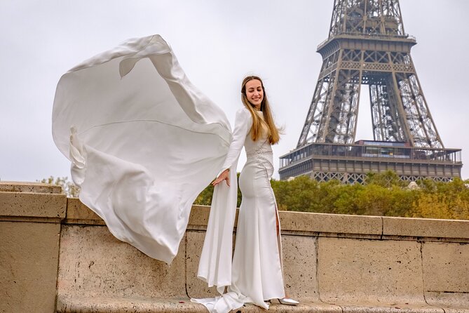Eiffel Tower Photoshoot - Who will get the most from this experience