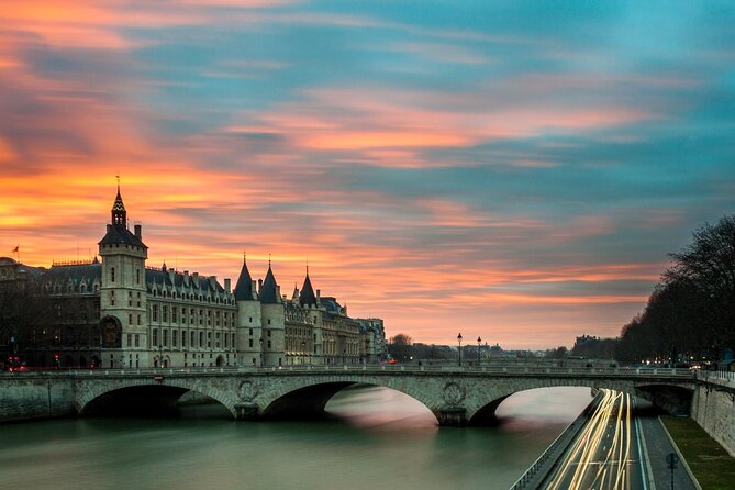Eiffel Tower Summit Floor Entry & Illuminations Seine Cruise - Cruise timing is more flexible than the Tower visit