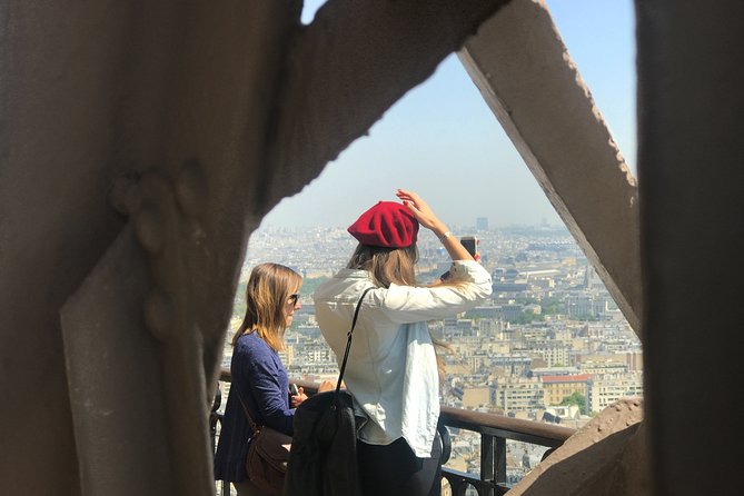 Eiffel Tower Tour by Lift and Seine Cruise - Taking your time at the summit