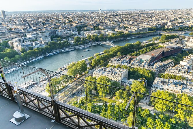 Eiffel Tower with 2nd Floor Access & Trocadero Gardens Tour - Is $77.21 a fair price?