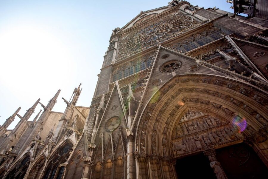 Electric Bike Tour of Paris’ Hidden Gems - The value of stories at every stop