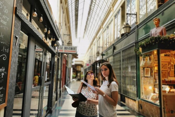 Escape Game in the Covered Passages in Paris - The role of the Game Master
