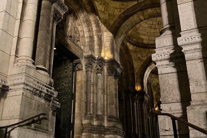 Escape game inside the Sacré-Coeur - What the Guide Adds